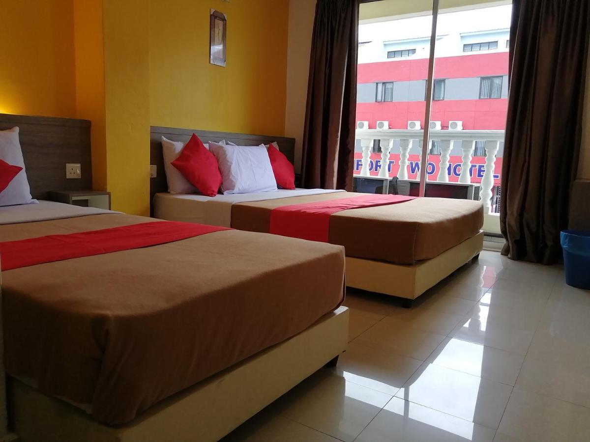 Hotel Yellow Mansion Raya