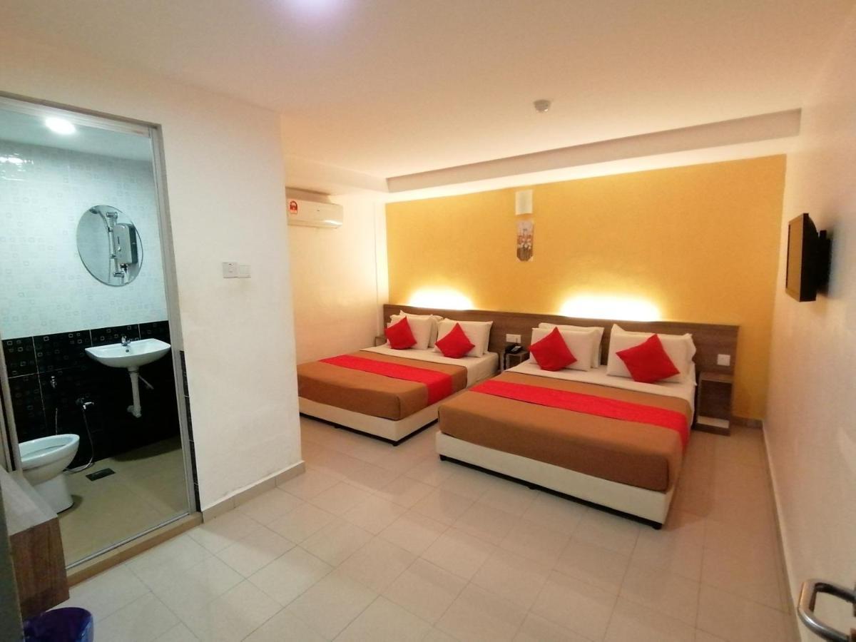 Yellow Mansion Raya 2*