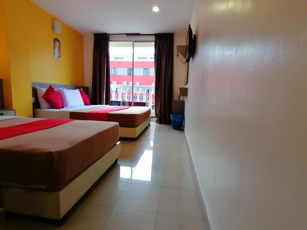 Yellow Mansion Raya Hotel 2*